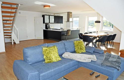 super Ferienwohnung mit Seeblick und 3 Balkonen - Photo 15