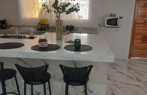 Casa Amarela in Itaipuaçu- Maricá - Foto 1