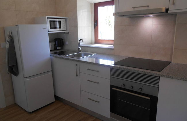 Cottage With 2 Bedrooms With Both En-suite Bathrooms in a Seaside Village - Photo 13