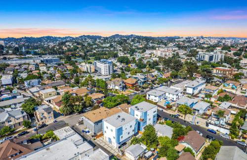 Prestige 5BR Townhome Near LA Hot Spots - Foto 43