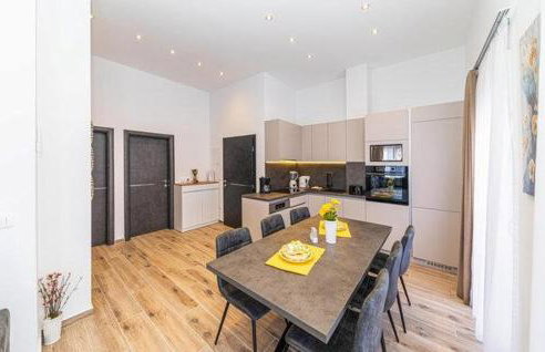Apartmani Kornelija - Photo 44
