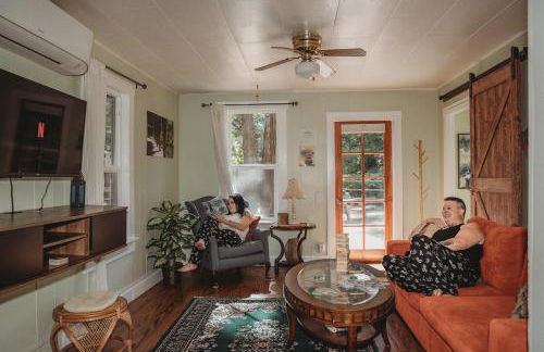 Orchard House! Recharge at Peaceful Nature Escape - Foto 9