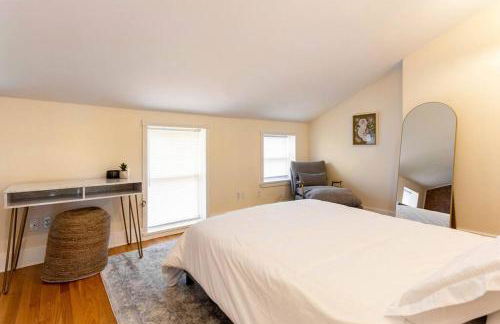 The Brick House Wooster Sq at Yale with Skyline Deck and WD - Foto 18