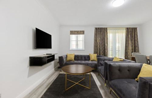 Roomy 3 bedroom house, 2 baths - Photo 29