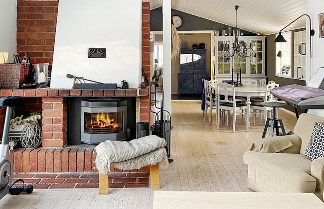 5 Star Holiday Home in Norrtalje - Foto 17