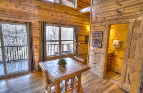 Luxury Cabin Sleeps 8 with creekside fire pit near Helen GA - Foto 20