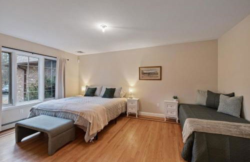 Secluded 9BR Getaway, Pool, Hot Tub & Huge Deck - Foto 37