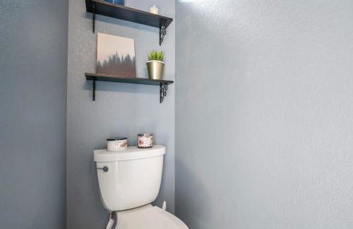 2 BDR Home Roof Deck plus Walk to Broncos and Sloans Lake - Foto 19