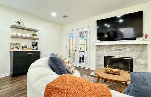 Aubie's Abode-walkable to downtown Auburn & campus - Foto 13