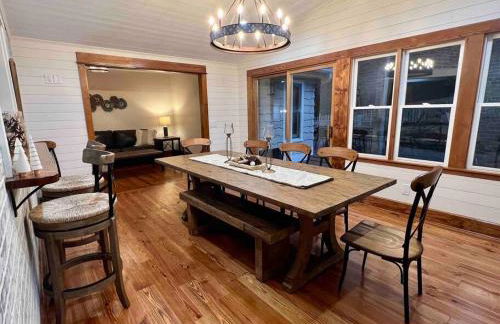 Golden Acres Ranch Hot Tub+Gameroom+Creek & wifi - Foto 37