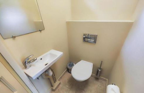 Awesome Home In Saint-Laurent-De-La-Ca With Wifi - Foto 20