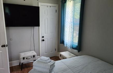 Hangout by firepit near USC with PET - Foto 24