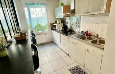 3 chambres, métro tram à 50 m, parking privé ! - Foto 14