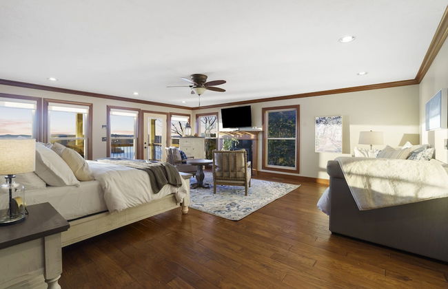 Table Rock Manor at Whitefish Bay - Photo 4