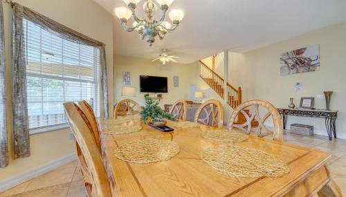 Vista Park Family Retreat with Pool - Foto 3