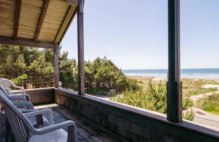 Chapman Cove by Avantstay Gorgeous Beach Bungalow w/ Sauna - Photo 4