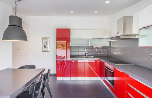 Villa Ume - heated pool, sauna, volleyball court - Photo 24