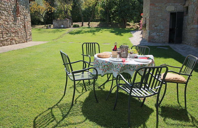 Apartment in Todi With Pool & History - Photo 14