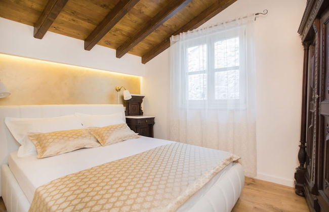 Residence Teatro - Near Cathedral of St James - Foto 9