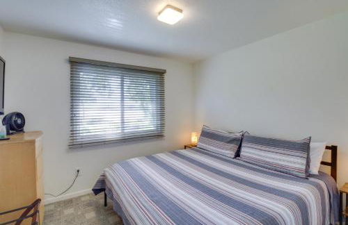 Lakefront Walker Home with Boat Dock and Lift! - Foto 14