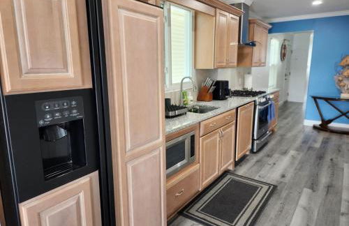 Lower Chelsea Lookout- On Water by Beach & Boards! - Foto 37