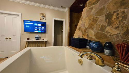 Heated Pool l Indoor Jacuzzi Tubs I Arcade l Outdoor Hot Tub - Foto 4