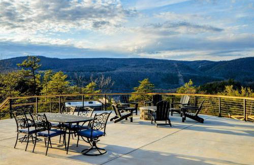 Luxury A Frame 5BR Hot Tub & Mountain Views - Foto 47