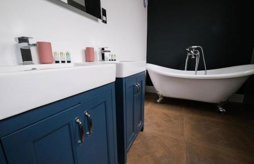 The Eden Warehouse - Pink Apartment (sleeps 4) - Foto 28