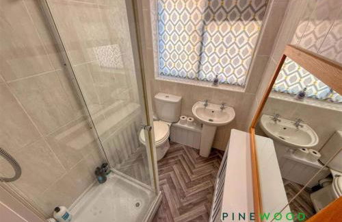 Contractors Corporate Charress House, 6 Bedrooms - Foto 28