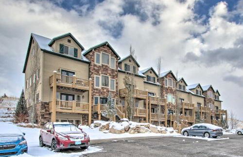 Ski, Hike and Relax Eden Condo with Hot Tub Access - Photo 30