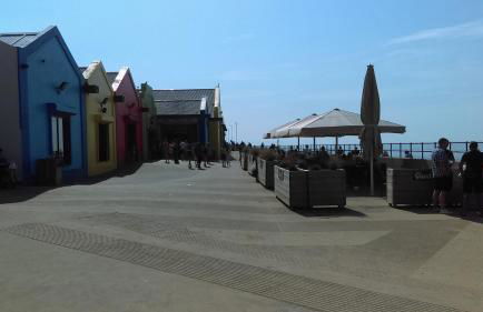 Vale View Apartment, Prestatyn, North Wales - a stylish, dog-friendly holiday let just a 5 min walk to beach & town! - Foto 40