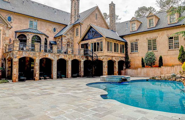 Lions Gate Estate in Sandy Springs - Foto 1