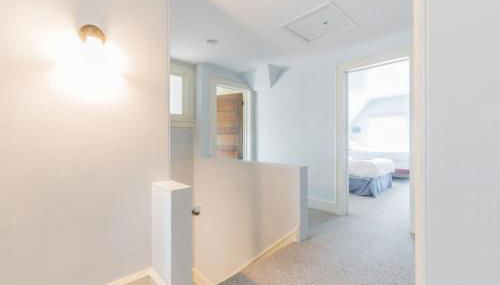 Beach Block 7 bdrms Parking Patio and Sunroom - Foto 3