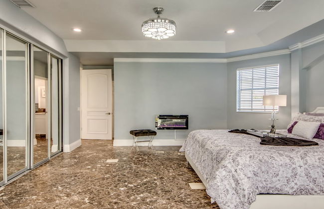 Golden Globe - Luxury on the Canal With Pool spa - Foto 57