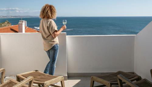 Mare Cheia: Beach and Surf Apartment 2 - Photo 2