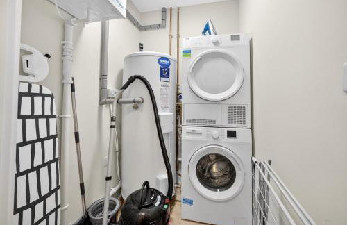 Stunning 2BR Apartment Cardiff Bay with Balcony - Foto 42