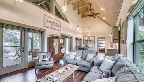 Riverfront Fishers Paradise in Florida with Dock! - Foto 3