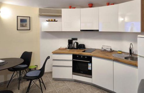 One-Bedroom Holiday Home In Zminj - Photo 4