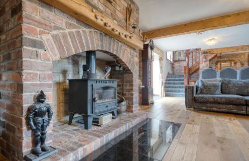 The Barn & The Log Cabin, Sleeps 12, 2 Hot Tubs, Near Durham & Bishop Auckland - Foto 12