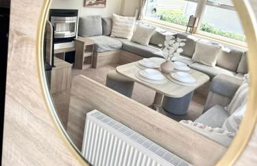 Casita De Cuervo at Shorefield Park - WIFI - Pet Friendly - Passes Included - Photo 11