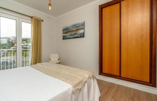 Casa Agrela by Rent2U, Lda Swimming Pool & Jacuzzi - Photo 25