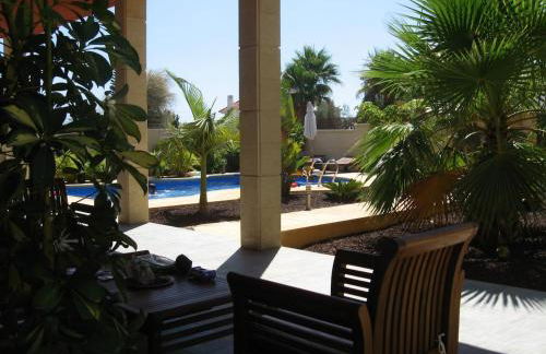 Casa para disfrutar de ella y su entorno - Foto 6