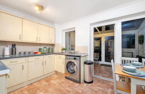 Contractors Welcome to Chantry close stay! - Foto 32