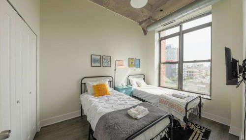 Walkable 2BR Apartment in Chicago South Loop with Optional Parking and Gym Access Near McCormick Place, Museum Campus & Lakefront - Foto 4, towels