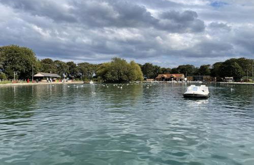 Serenity By The Sea, Stylish Two Bedroom Apartment Near The Beach, South Shields - Foto 37