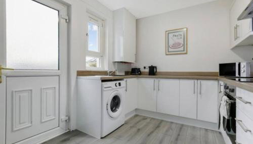 Free Parking - Central - Sleeps 6 - 3 Bedrooms - Foto 4