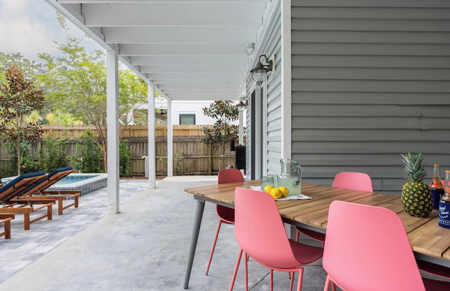 Dolphin Days by Avantstay Pool, 0.2mi to Beach! - Foto 2