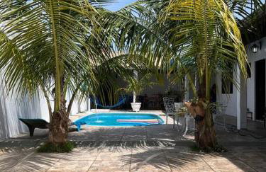 Morada do Zinho - Piscina, churrasqueira, lareira e 250 metros da praia - Foto 7