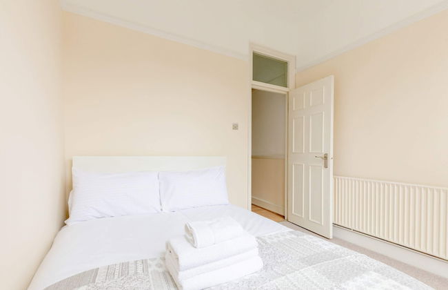 Roomy 3BD by Hampstead Heath! - Foto 1