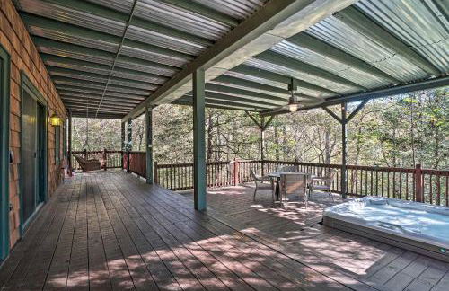 Riverfront Tallulah Falls Cabin with Hot Tub! - Foto 17